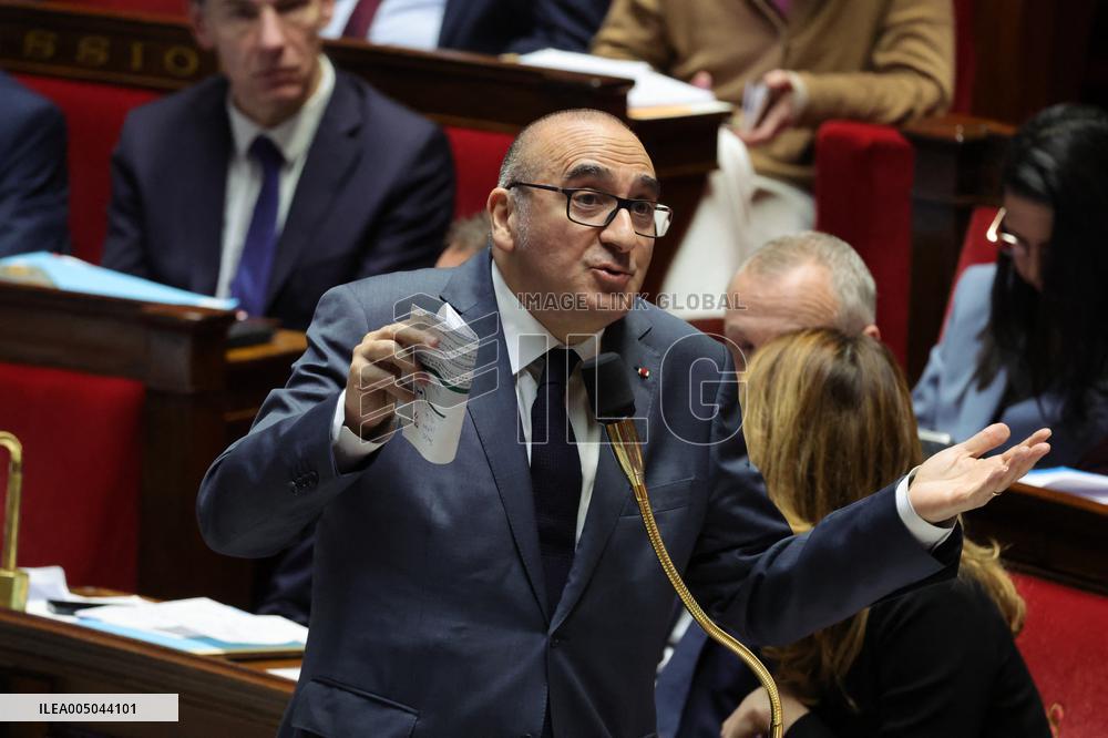 Session of Questions to The Government - Paris