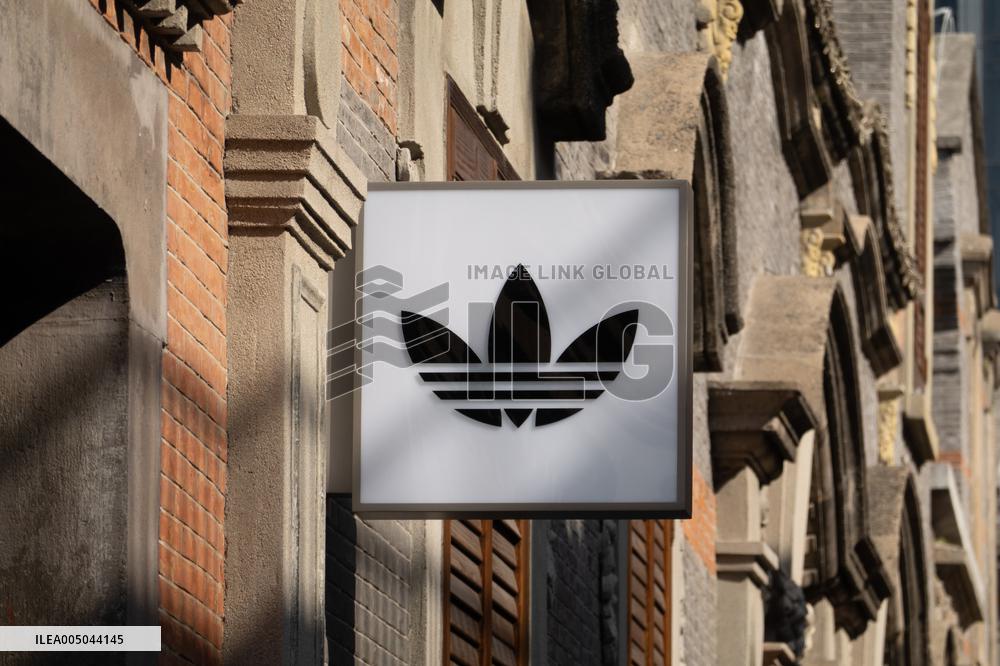 Adidas Originals Store