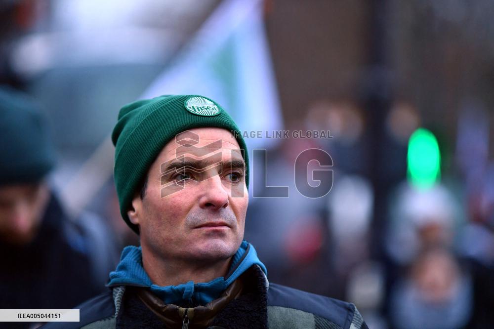 Farmers Protest In Front Of The National Assembly - Paris