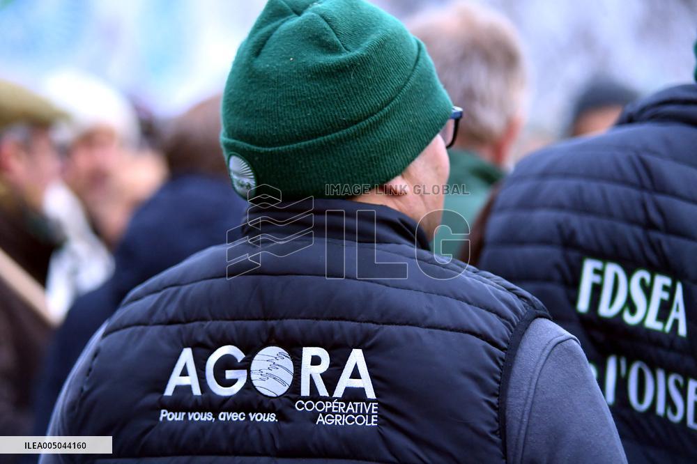 Farmers Protest In Front Of The National Assembly - Paris