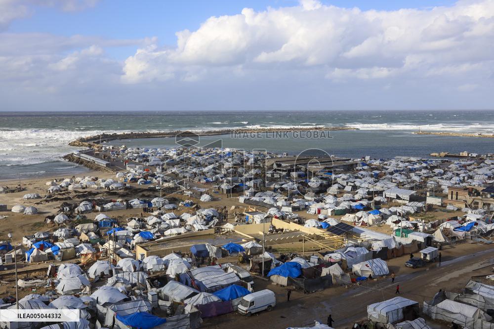 Winter Winds Batter Gaza Tent Shelters