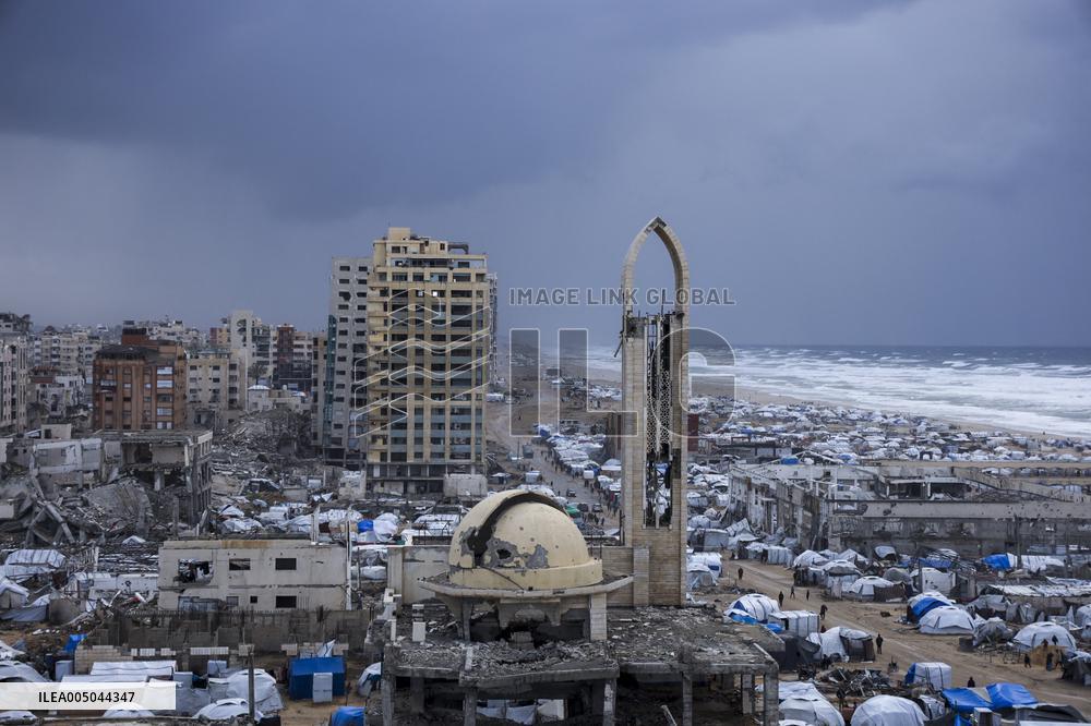 Winter Winds Batter Gaza Tent Shelters