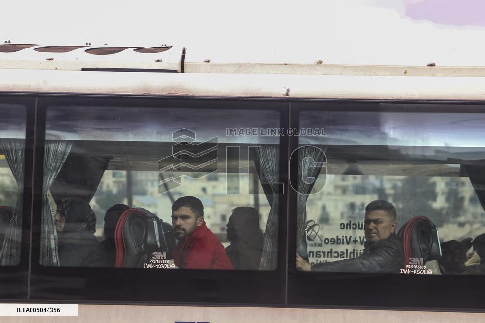 Return Displaced Residents Aleppo Syria