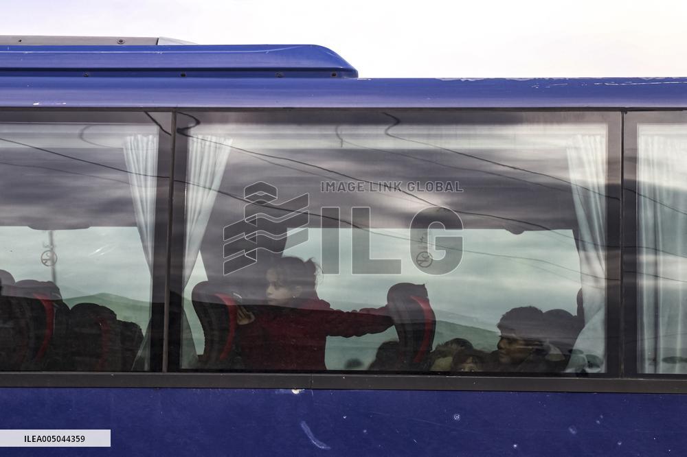 Return Displaced Residents Aleppo Syria