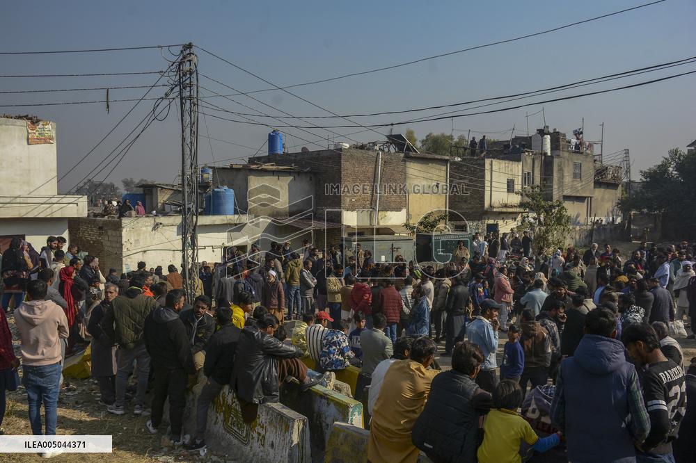 Bride and Groom Killed by Gas Explosion Day After Wedding - Pakistan