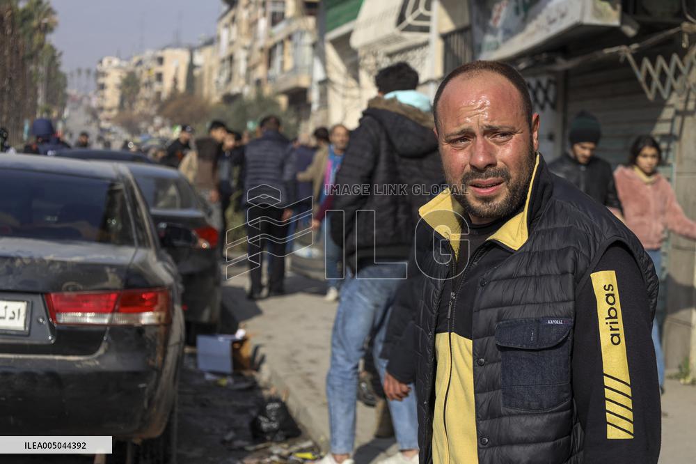 Civilians Flee Aleppo Amid Kurdish-Government Clashes - Syria