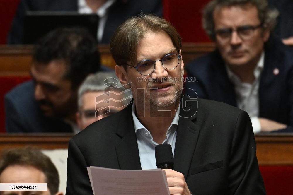 Session of Questions to The Government - Paris