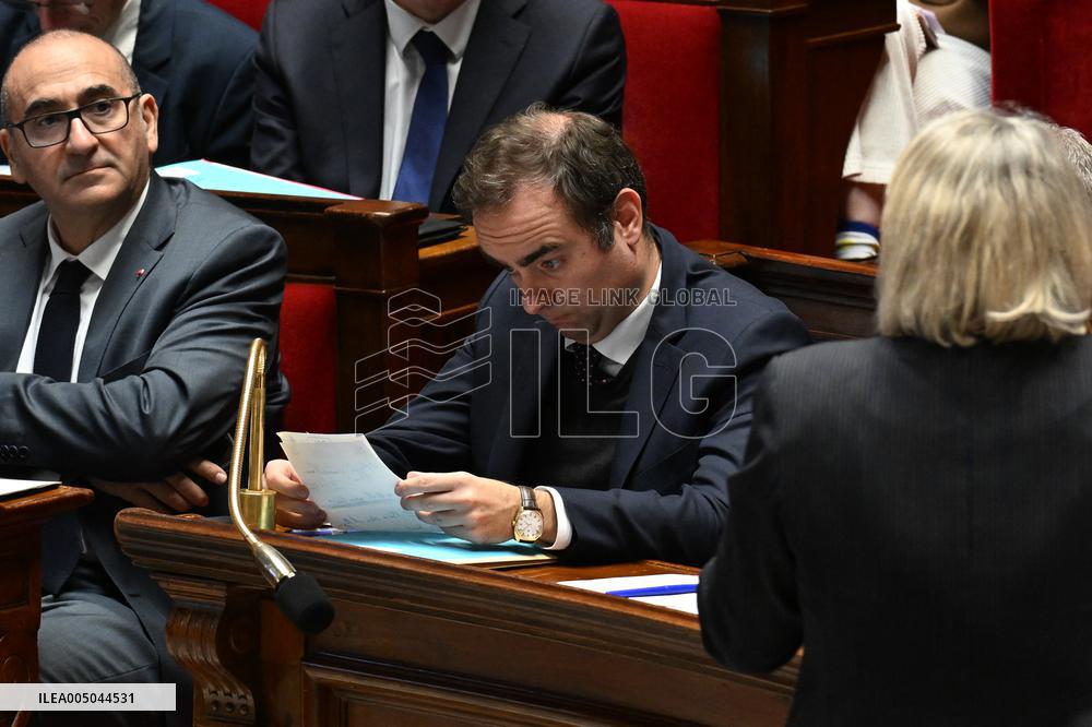 Session of Questions to The Government - Paris