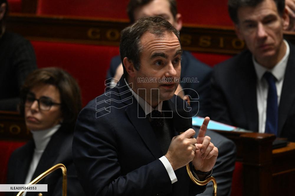 Session of Questions to The Government - Paris