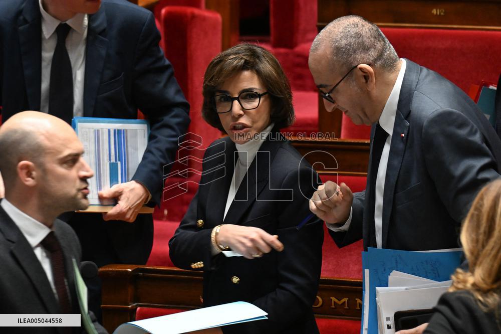 Session of Questions to The Government - Paris