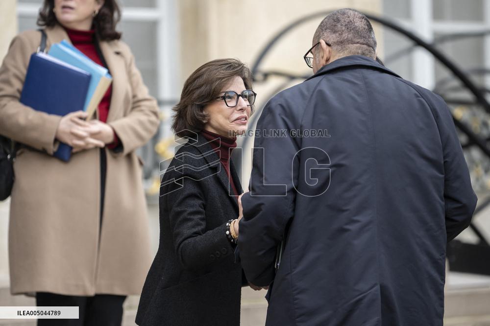 Weekly Cabinet Meeting - Paris