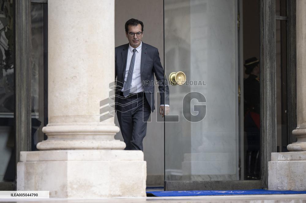 Weekly Cabinet Meeting - Paris