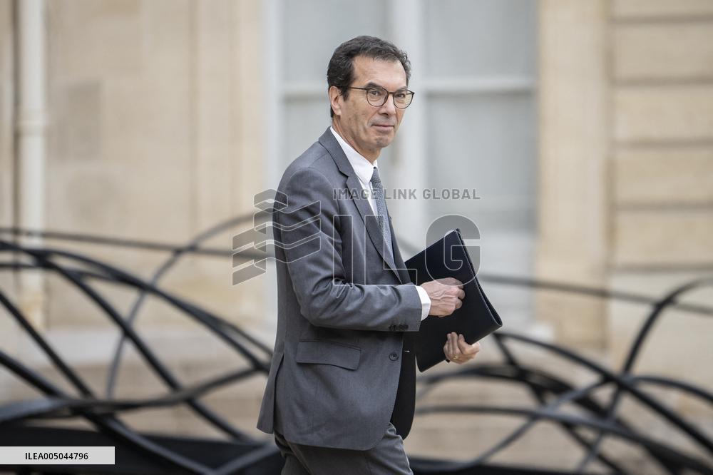 Weekly Cabinet Meeting - Paris