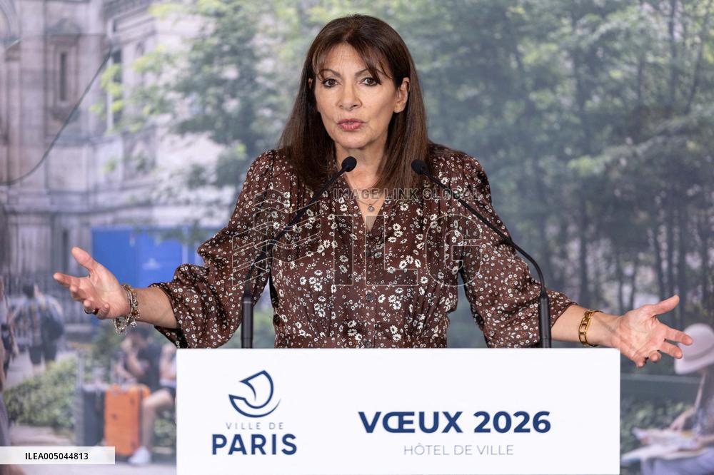 Paris' Mayor delivers a speech for the 2026 whishes - Paris AJ