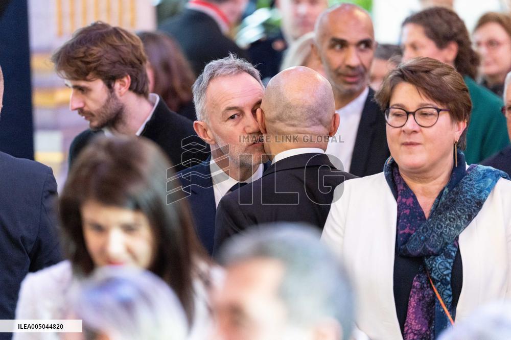 Paris' Mayor delivers a speech for the 2026 whishes - Paris AJ