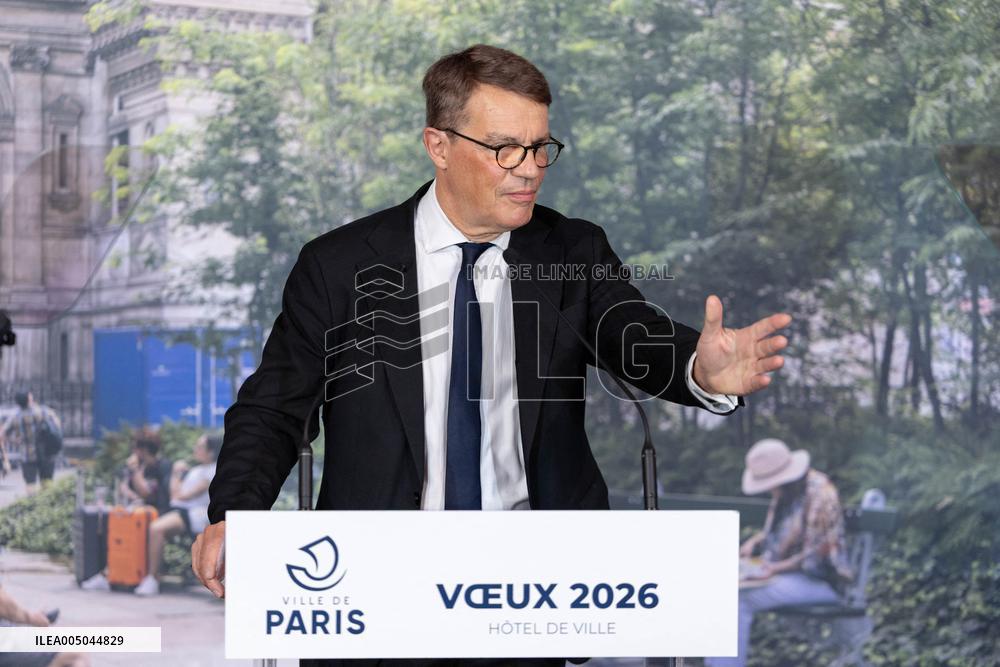 Paris' Mayor delivers a speech for the 2026 whishes - Paris AJ