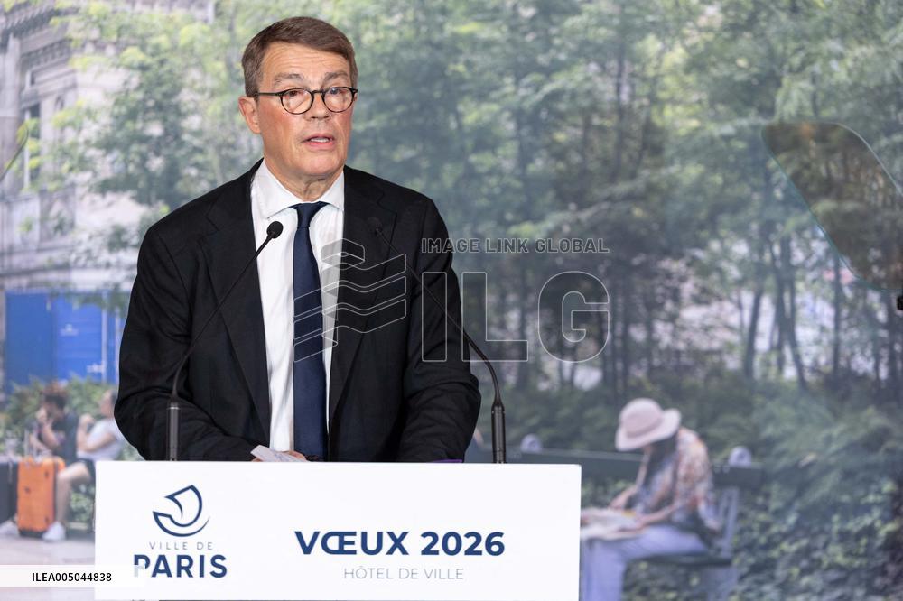 Paris' Mayor delivers a speech for the 2026 whishes - Paris AJ