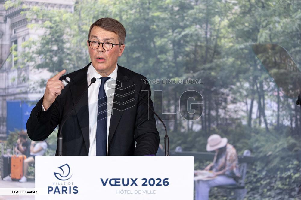 Paris' Mayor delivers a speech for the 2026 whishes - Paris AJ