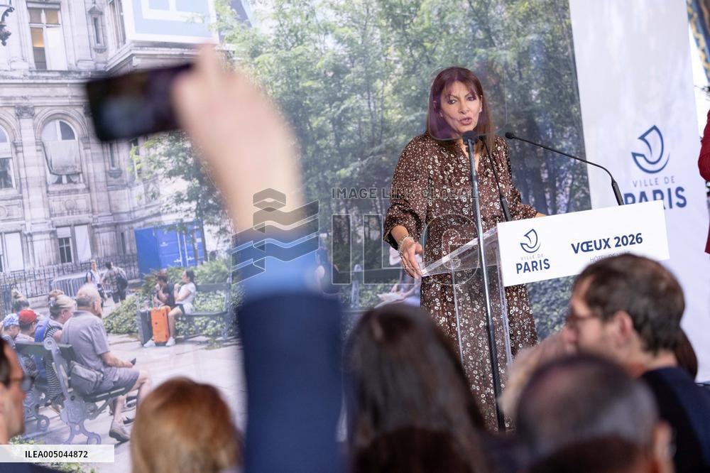 Paris' Mayor delivers a speech for the 2026 whishes - Paris AJ