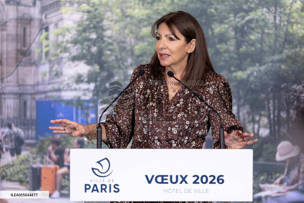 Paris' Mayor delivers a speech for the 2026 whishes - Paris AJ