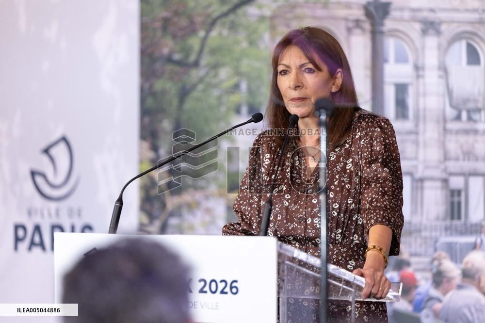 Paris' Mayor delivers a speech for the 2026 whishes - Paris AJ