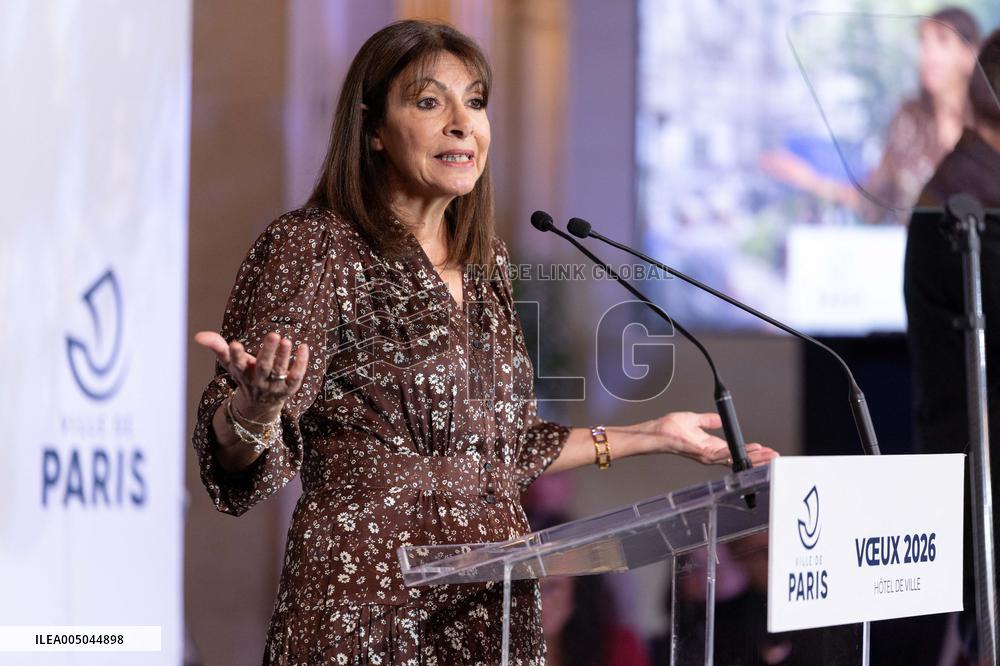 Paris' Mayor delivers a speech for the 2026 whishes - Paris AJ