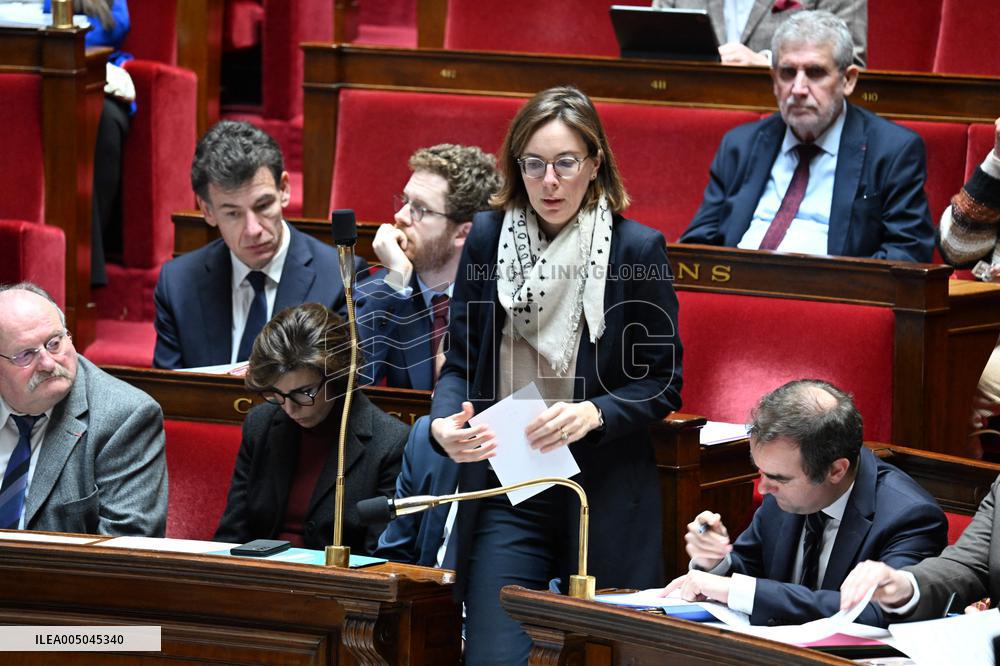 Session of Questions to The Government - Paris
