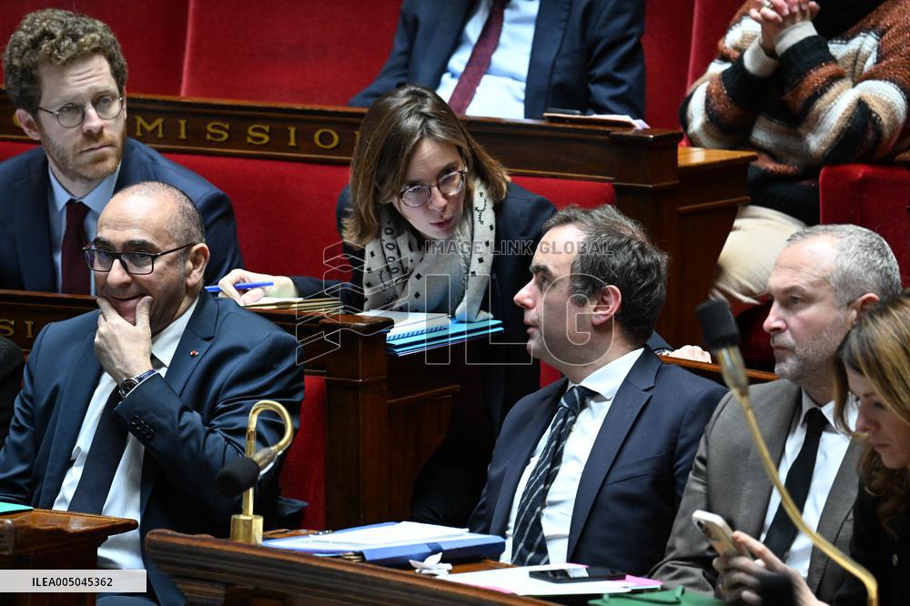 Session of Questions to The Government - Paris