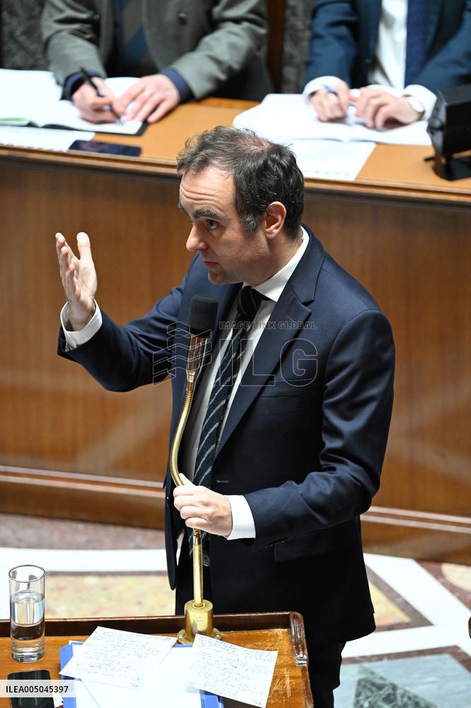 Session of Questions to The Government - Paris