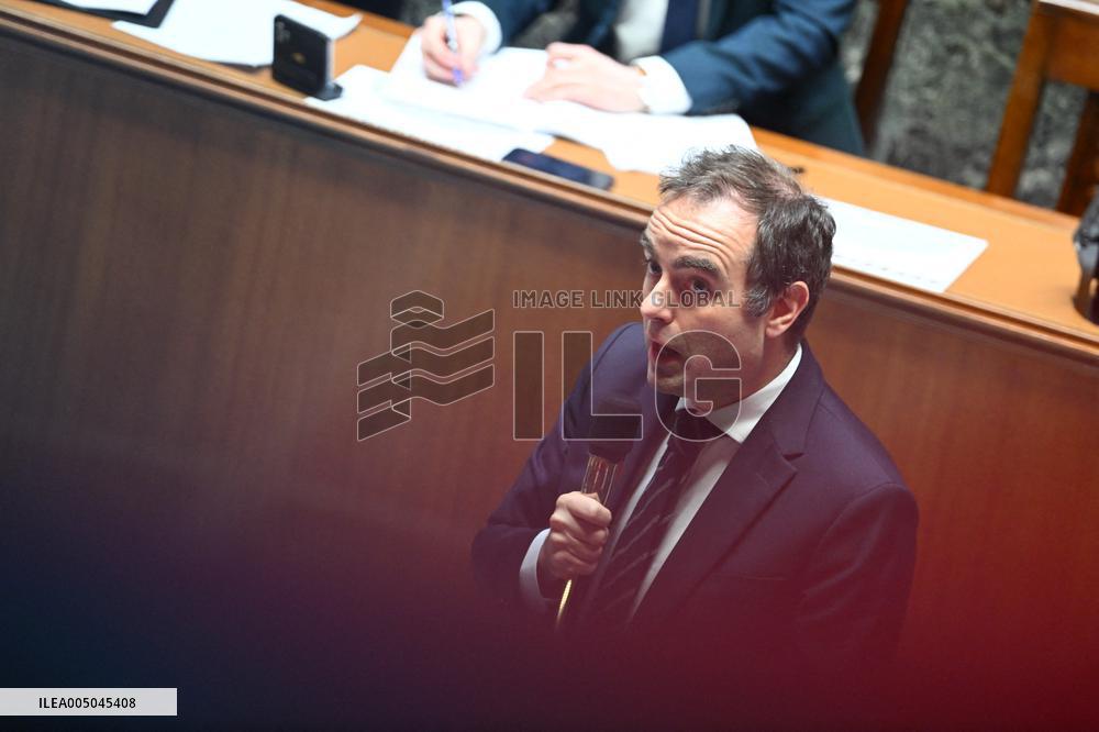 Session of Questions to The Government - Paris