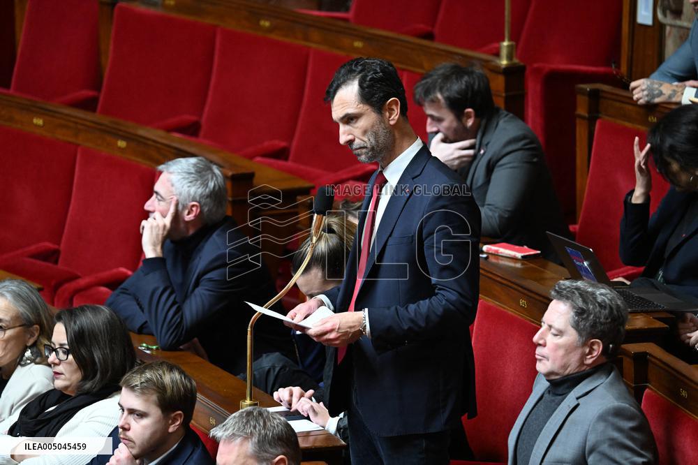 Session of Questions to The Government - Paris