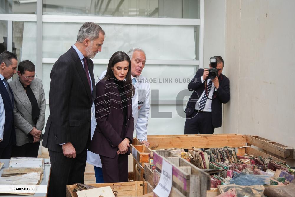 Royals Visit the Project to Recover the Photographs of The Dana - Valencia