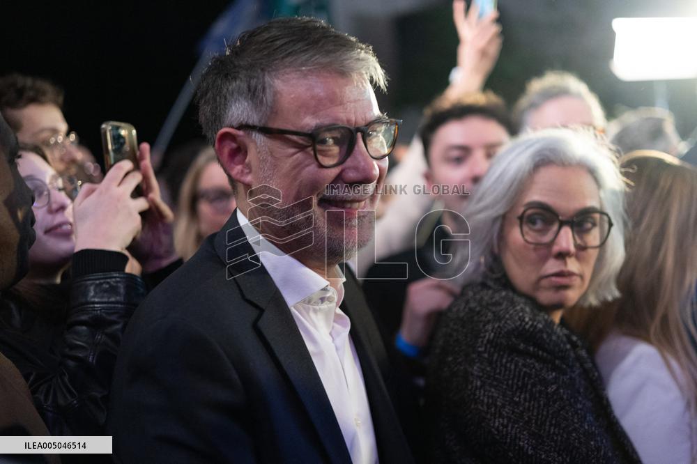 First campaign rally of Emmanuel Gregoire - Paris