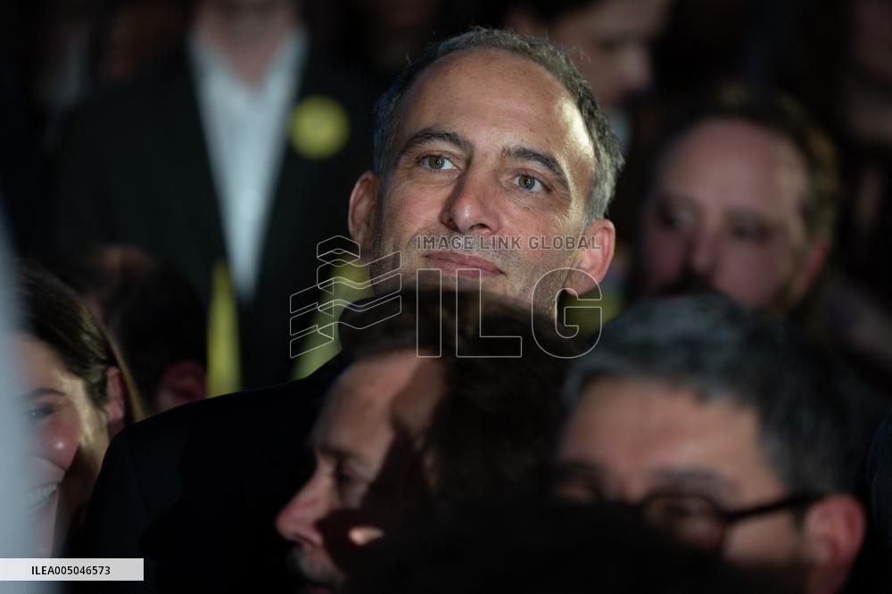 First campaign rally of Emmanuel Gregoire - Paris