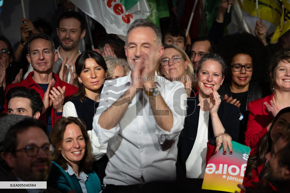 First campaign rally of Emmanuel Gregoire - Paris