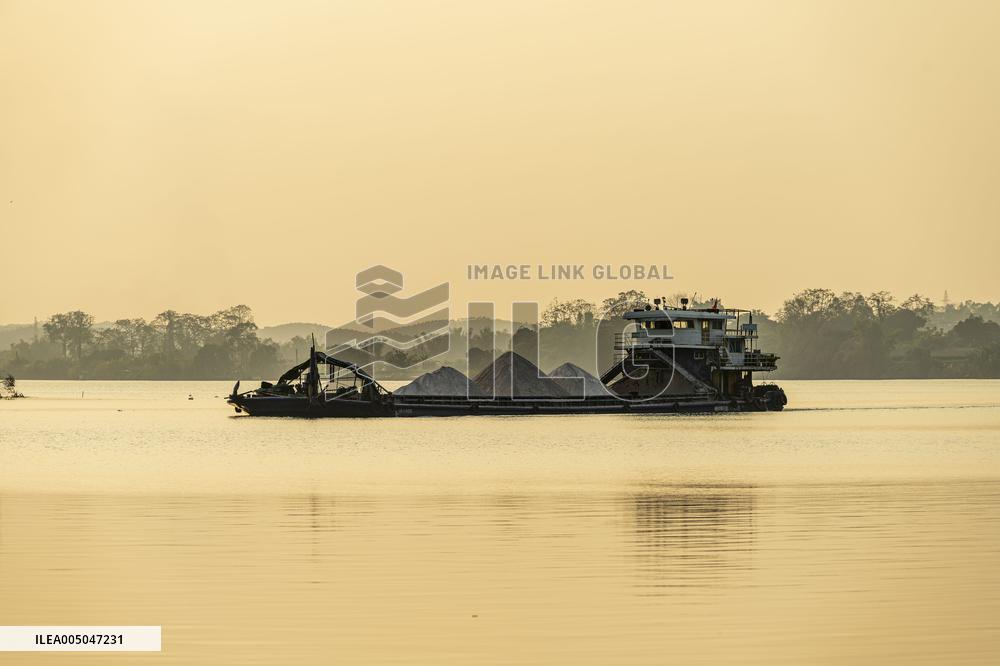 Water Transportation Hub