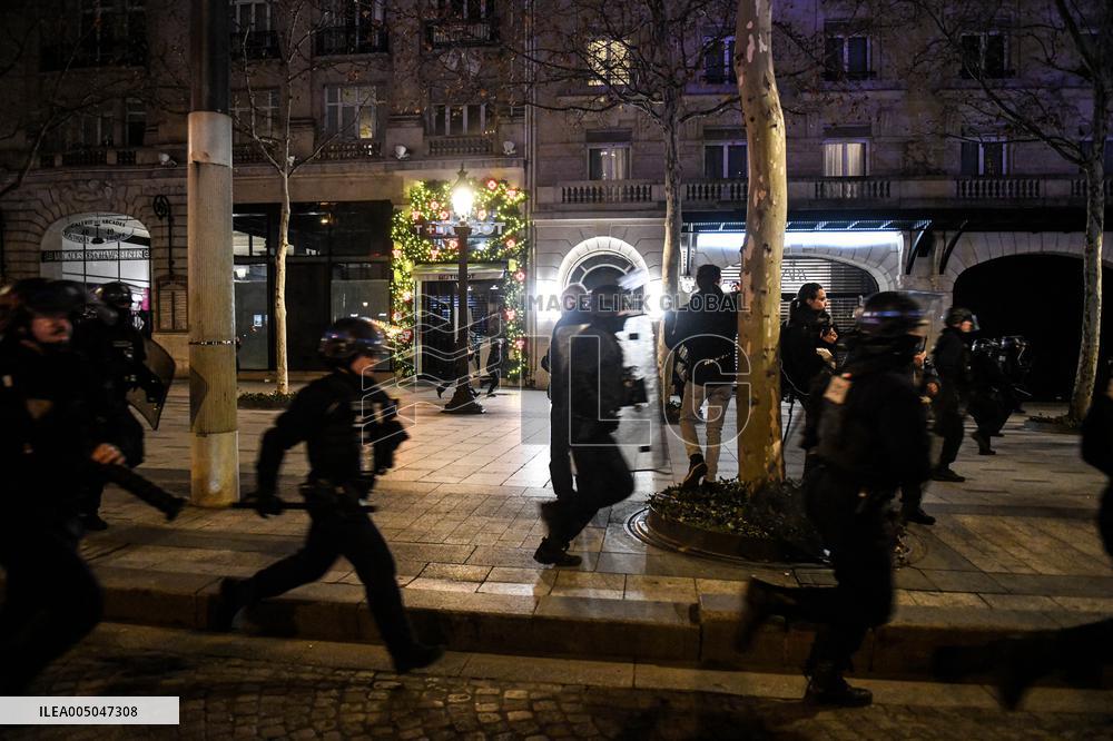 Morocco Victory Policing - Paris