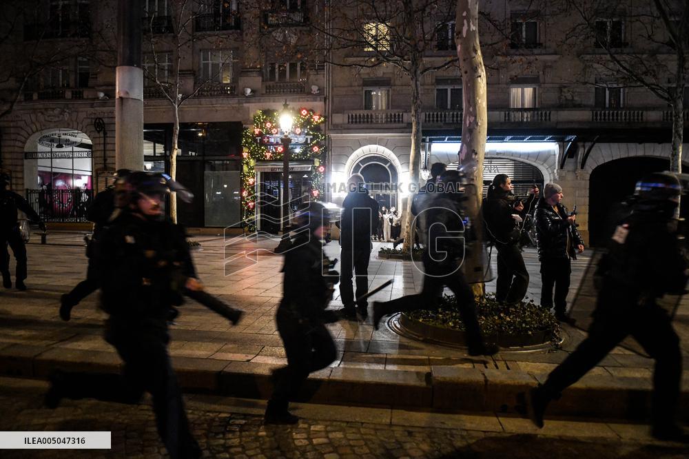 Morocco Victory Policing - Paris