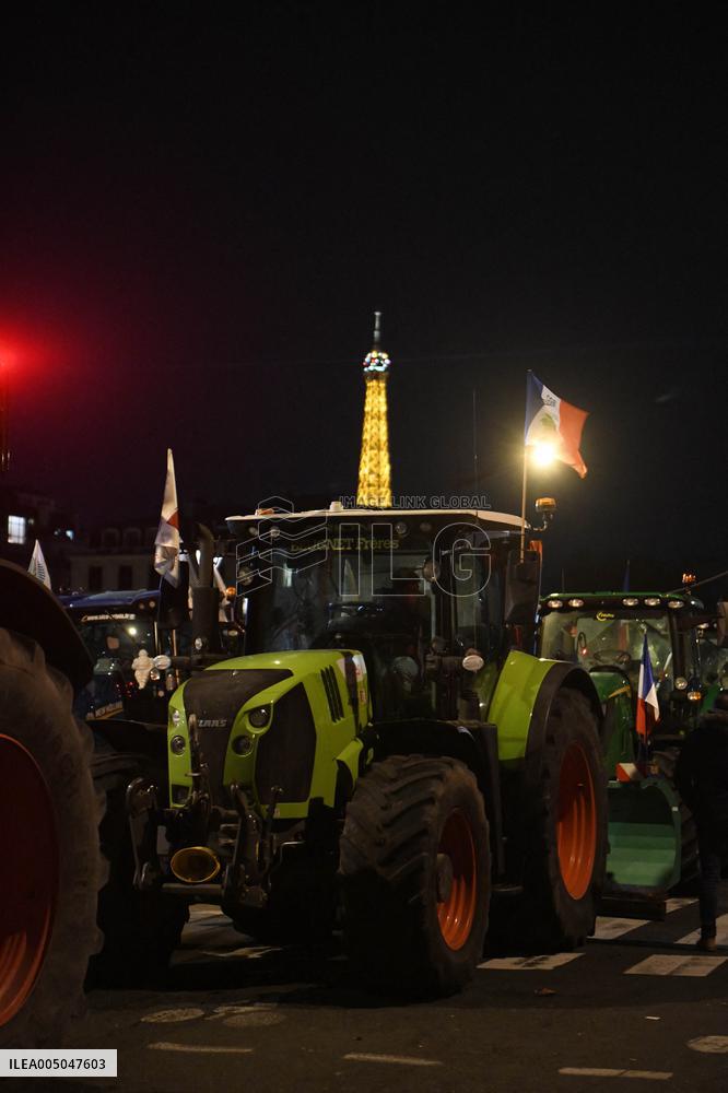 FNSEA Farmers Protest At National Assembly - Paris