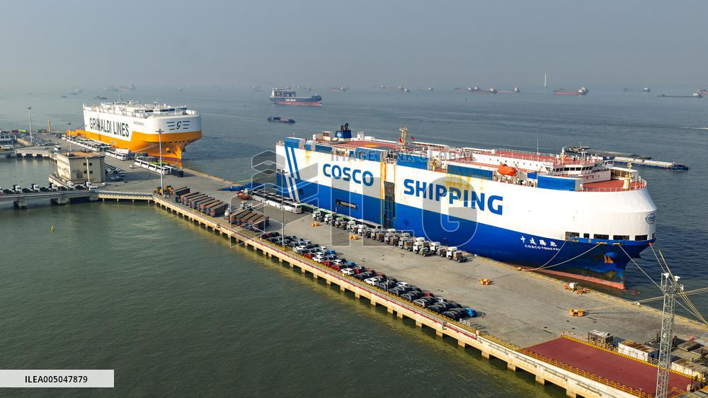 Suzhou Port Vehicles Export