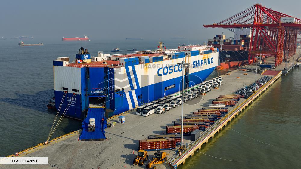 Suzhou Port Vehicles Export