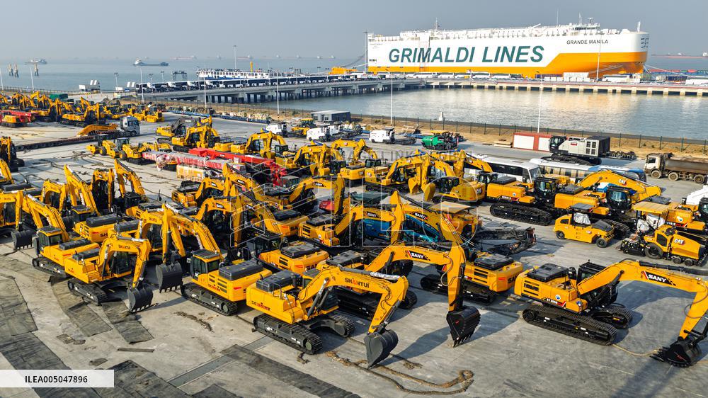 Suzhou Port Vehicles Export