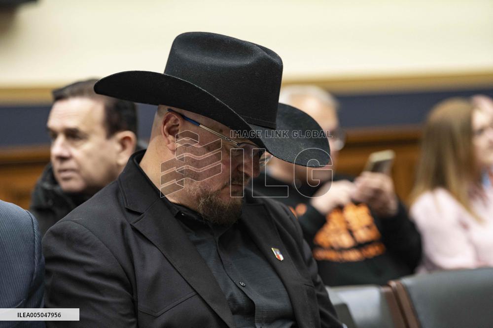 Examining the Investigation into the DNC and RNC Pipe Bombs