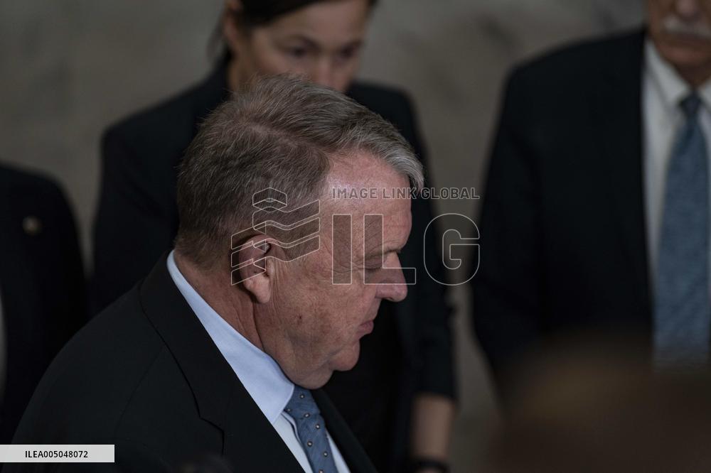 Danish and Greenland Officials Meet US Senators on Capitol Hill