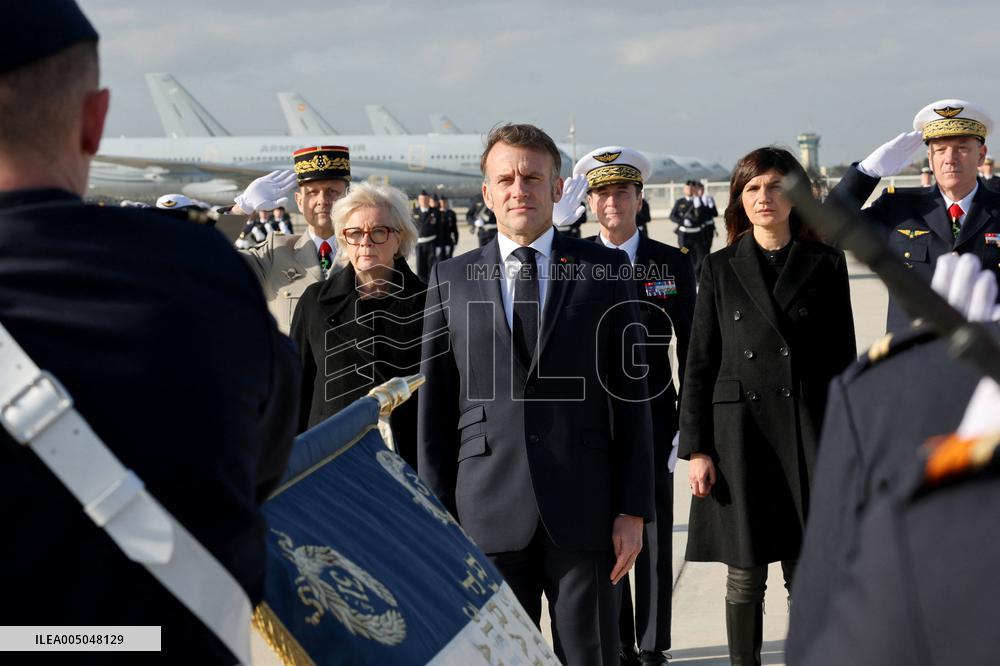 President Macron Presents His Wishes to The Armies - Istres