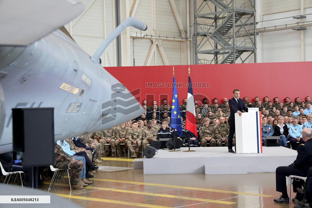 President Macron Presents His Wishes to The Armies - Istres