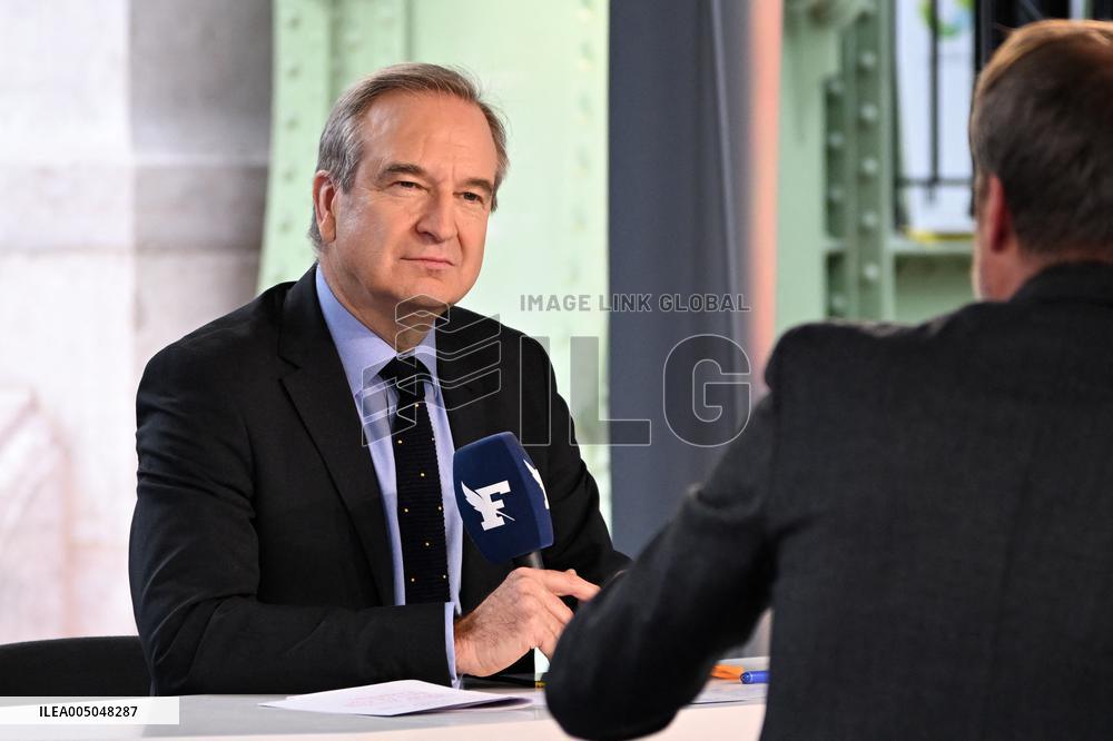 Le Figaro Celebrates 200 Years of History - Paris