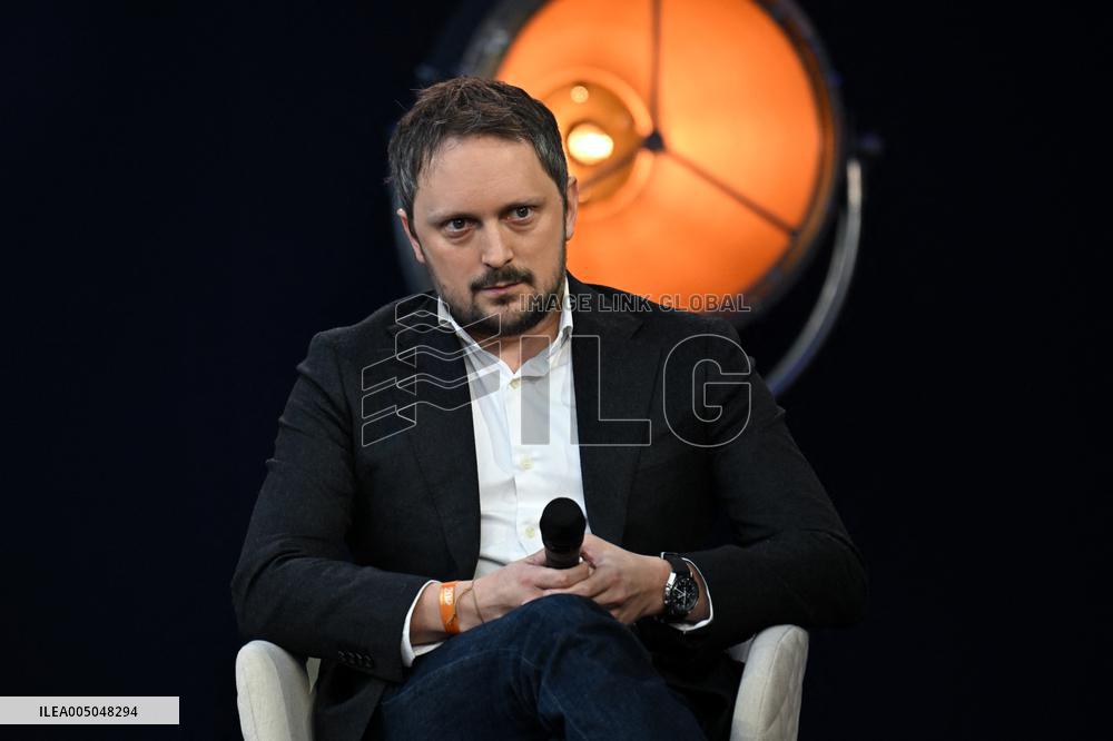 Le Figaro Celebrates 200 Years of History - Paris