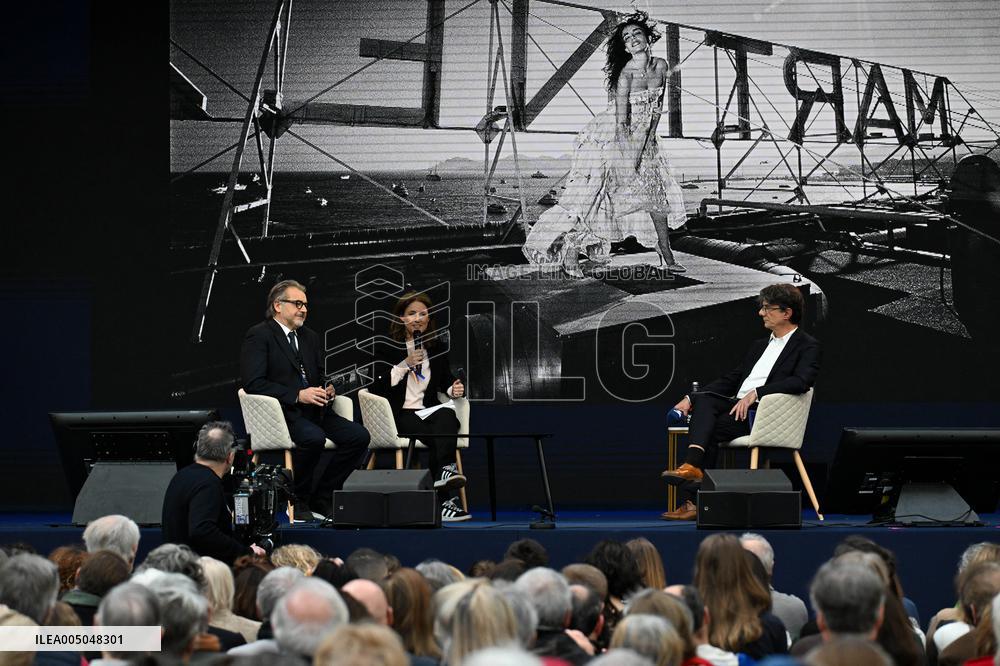 Le Figaro Celebrates 200 Years of History - Paris