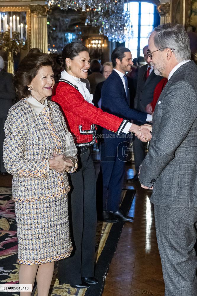 COUNTY GOVERNORS MEET THE ROYAL FAMILY